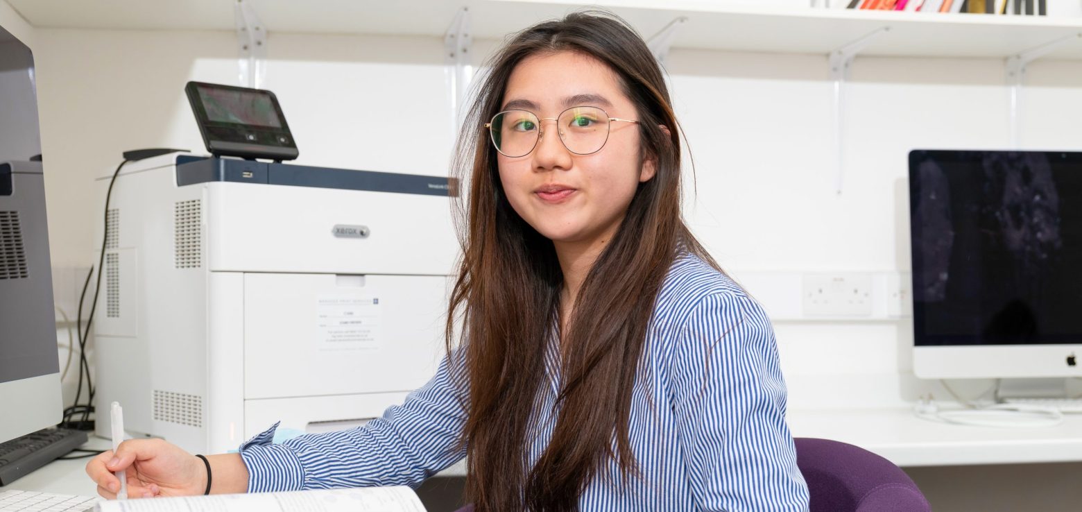 girl wearing glasses