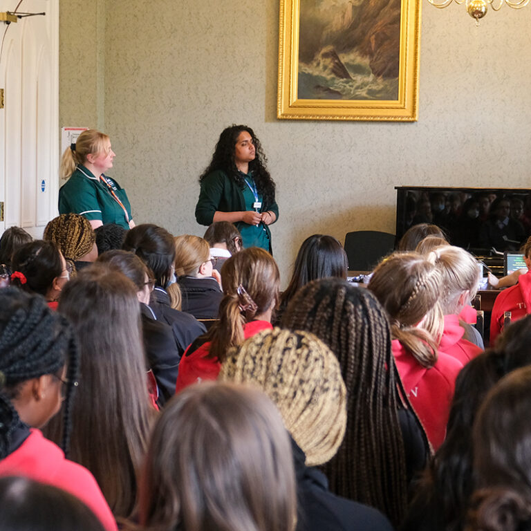 Nurse assistants join the discussion